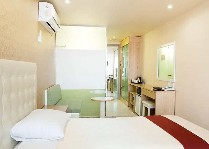 Hotel Cozy Myeongdong