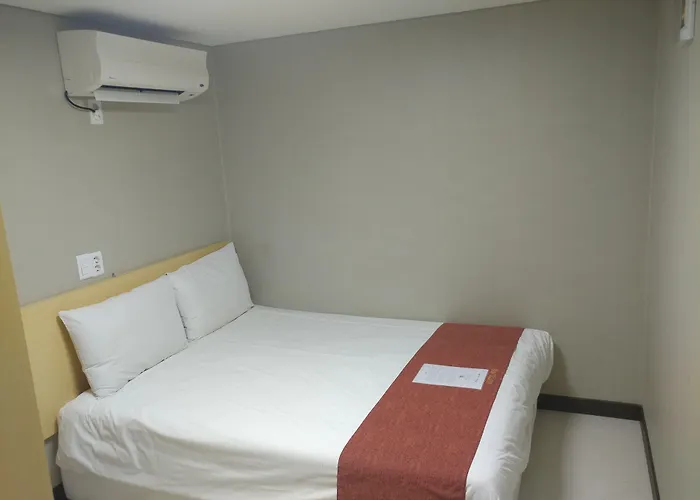 Cozy Myeongdong Hotel Seoul